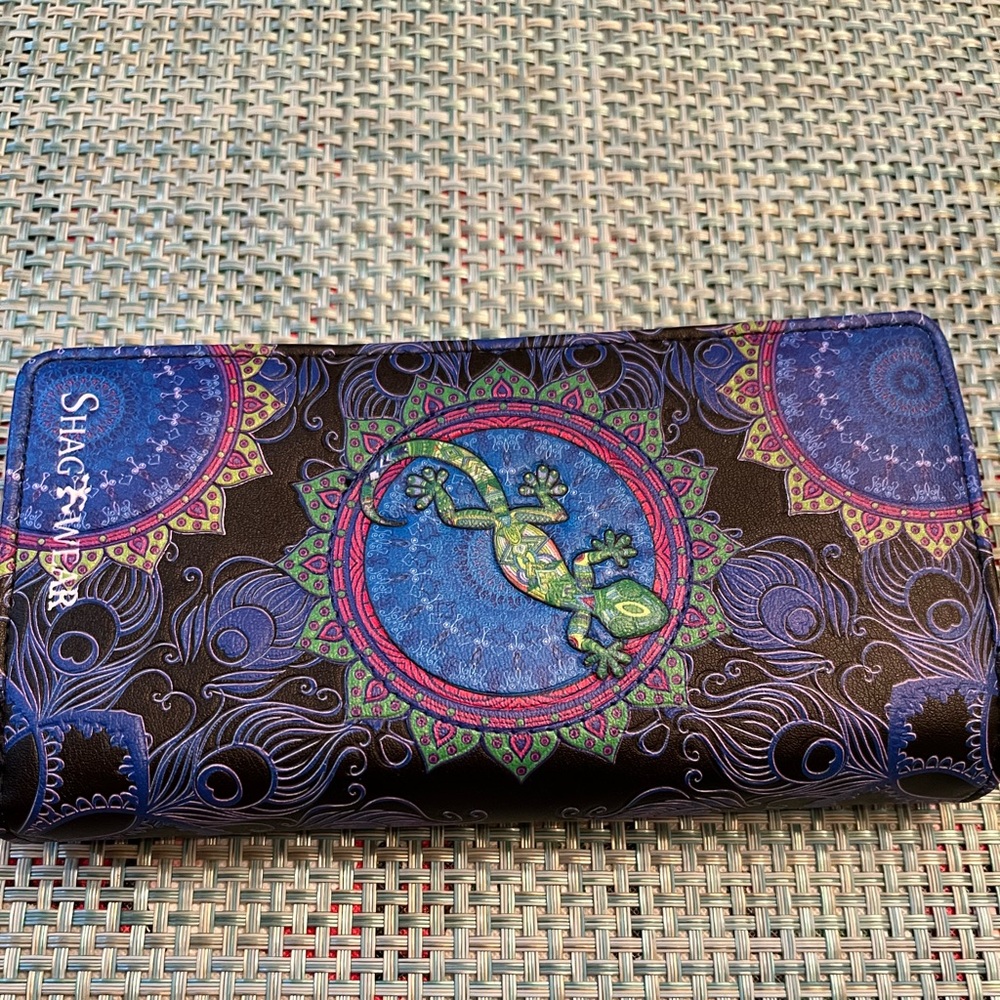 Funky gecko wallet